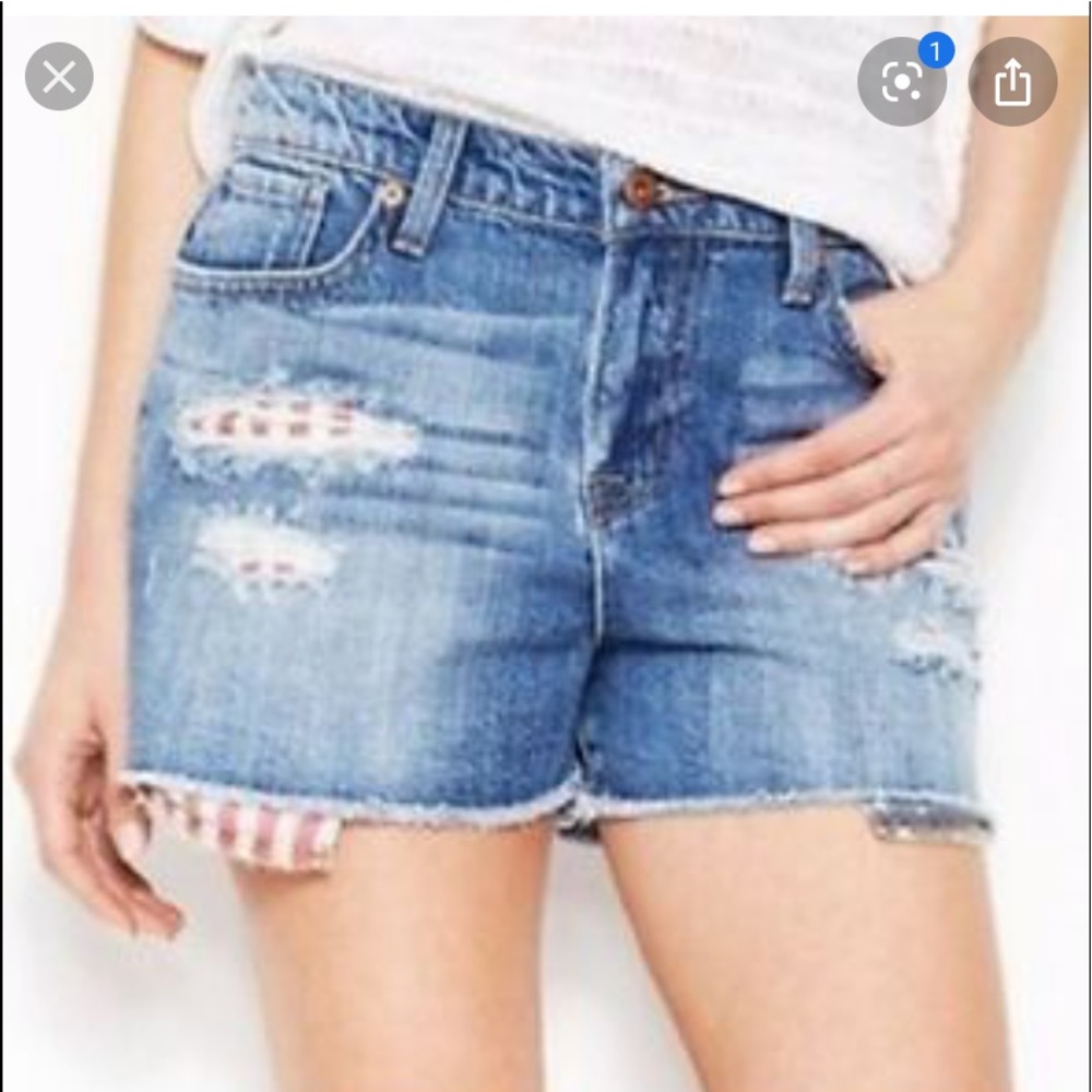 Lucky Brand “Malibu” distressed denim shorts